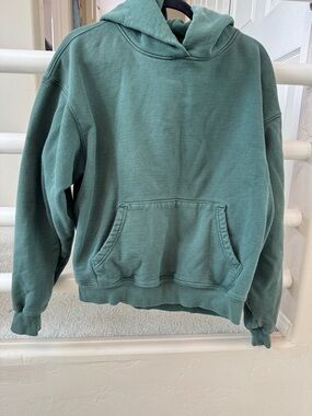Relaxed Pullover Hoodie in Dusty Green